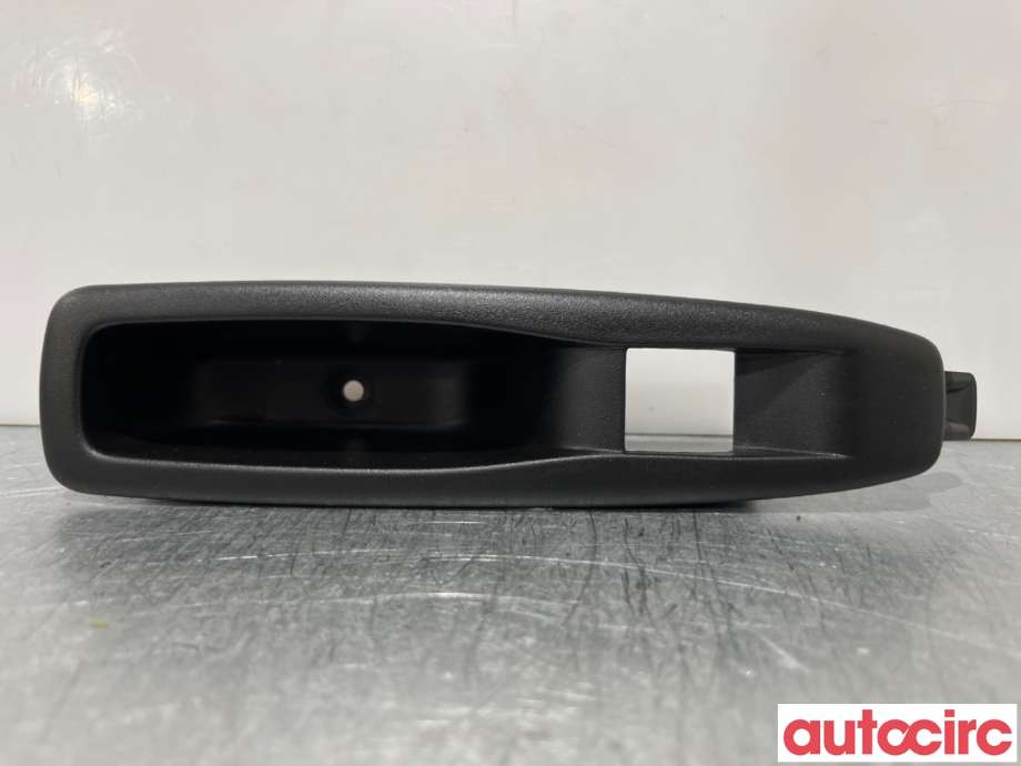 Diverse deler til Renault Zoe, 2013-2019 (Fase 1)  (RENAULT|829616434R)