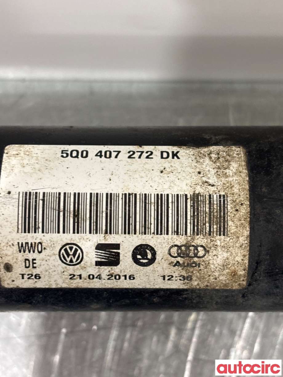 Drivaksel høyre foran, elbil til VW e-Golf 2014-2017 (Fase 1)  (VOLKSWAGEN|5Q0407272DK|)