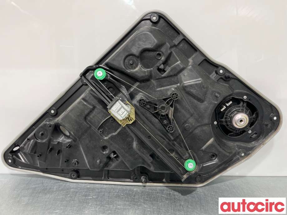 Ruteheis til Mercedes B-Klasse 2011-2018 (W246) (W246) (MERCEDES|A2467302600|)