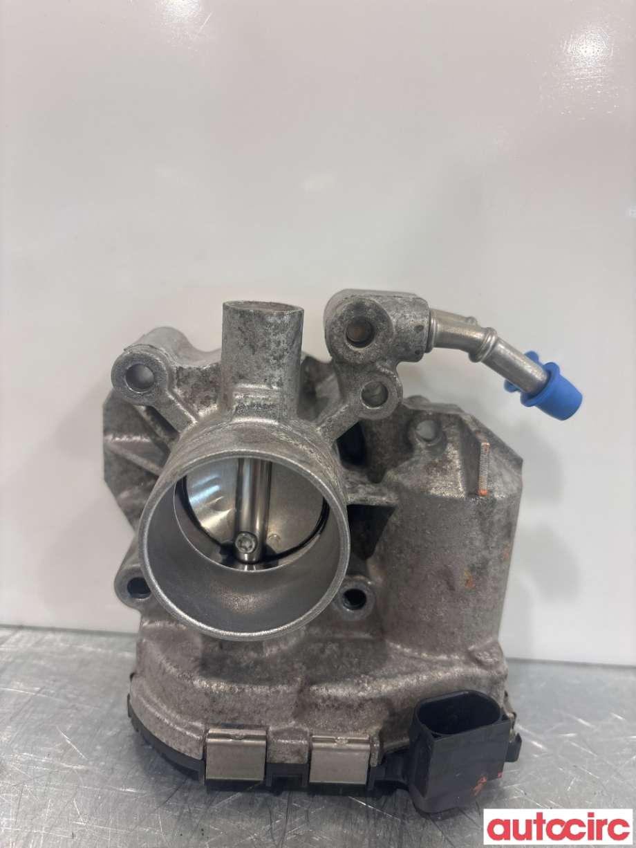 Spjeldhus til Toyota Aygo 2005-2014 (Type I) (TOYOTA|220300Q020|)