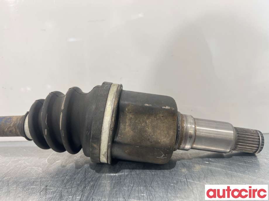 Drivaksel høyre foran til Suzuki Grand Vitara 2005-2015 (Type III)  (SUZUKI|4410165J00|)