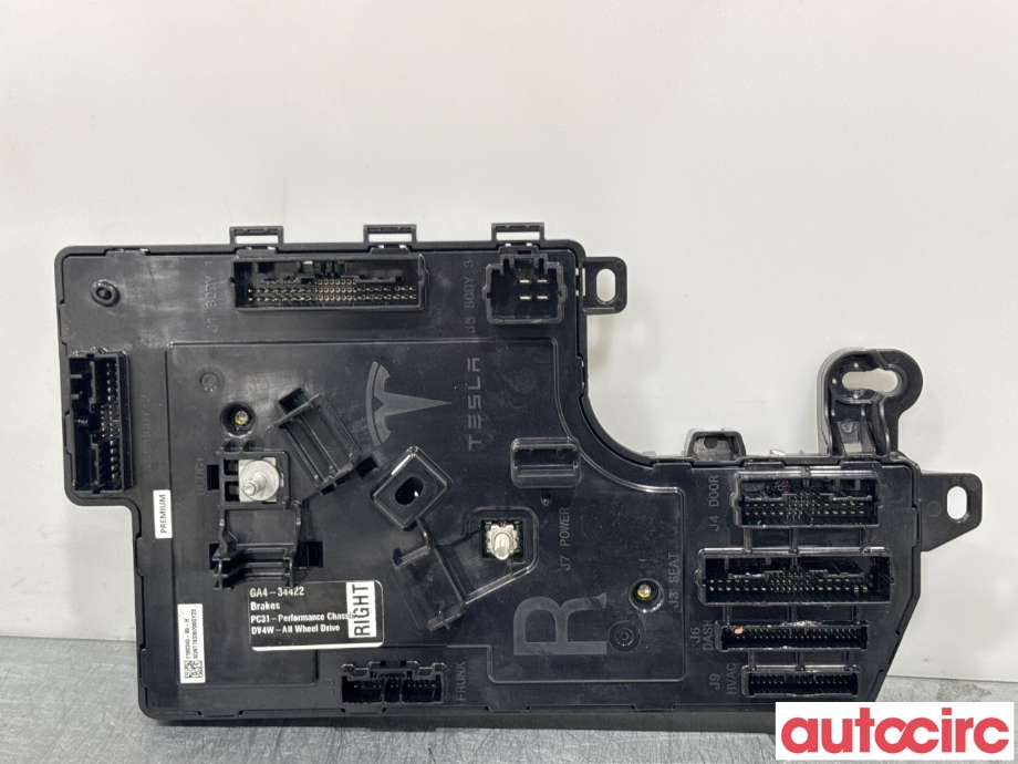 Styreenhet comfort (BCM) til Tesla Model 3, 2018-2023 (Fase 1)  (TESLA|1100340-90-H)