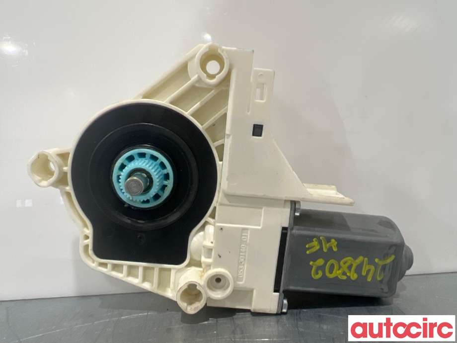 Ruteheis høyre foran til Audi Q3, 2011-2014 (Type I, Fase 1)  (AUDI|8K0959802B)