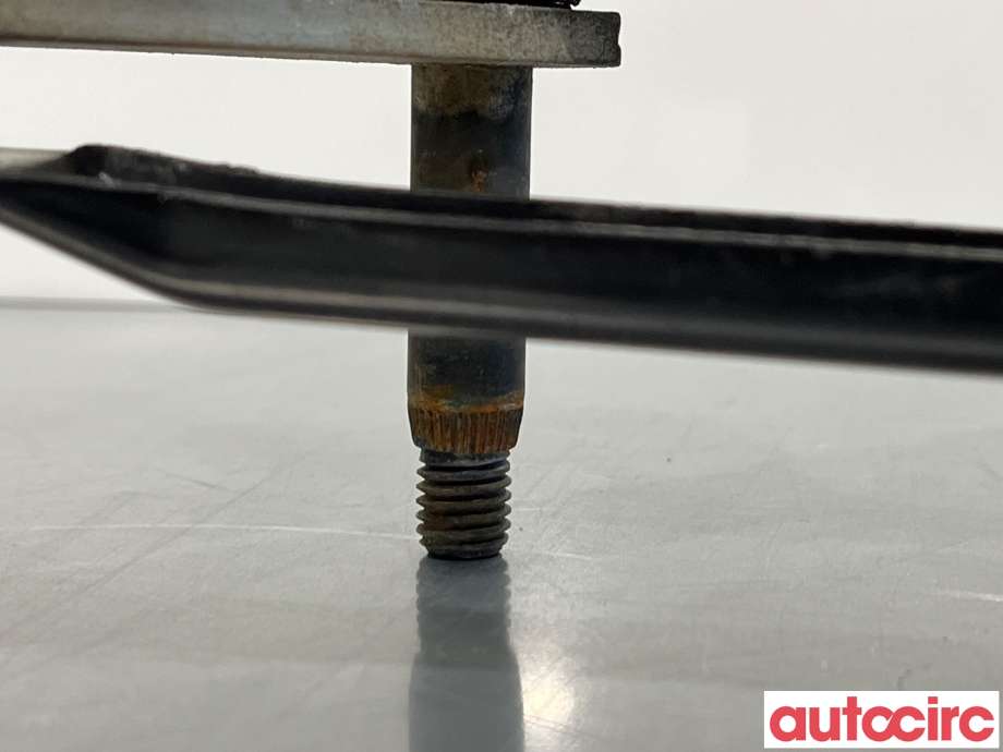 Viskermotor frontrute til Mercedes A-Klasse 2012-2018 (W176) (W176) (MERCEDES|A1768200040|W000027118|A1769061800)