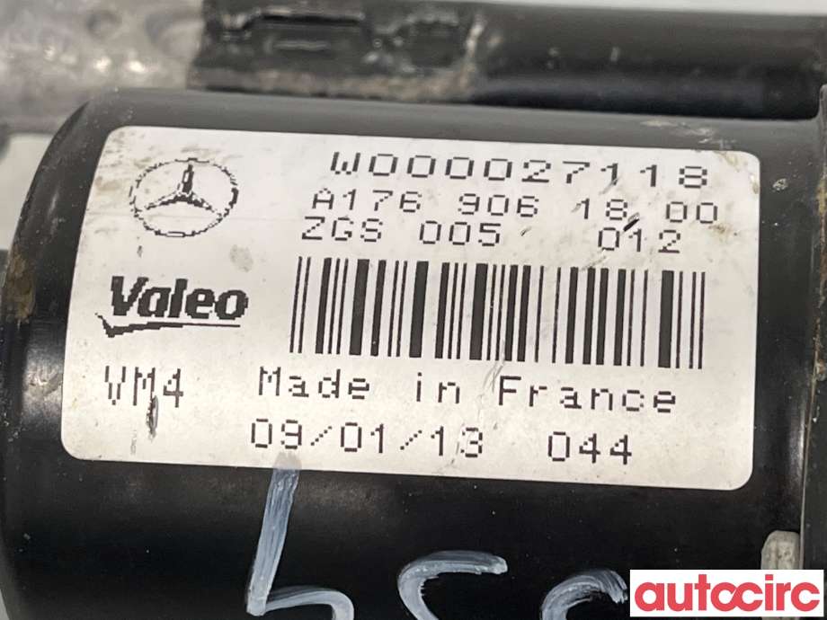 Viskermotor frontrute til Mercedes A-Klasse 2012-2018 (W176) (W176) (MERCEDES|A1768200040|W000027118|A1769061800)