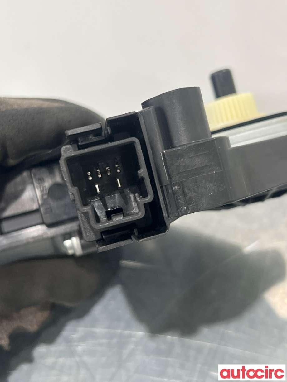 Ruteheis høyre bak til Volvo V70 2007-2013 (Type III, Fase 1)  (VOLVO|31253063|966265-101|)