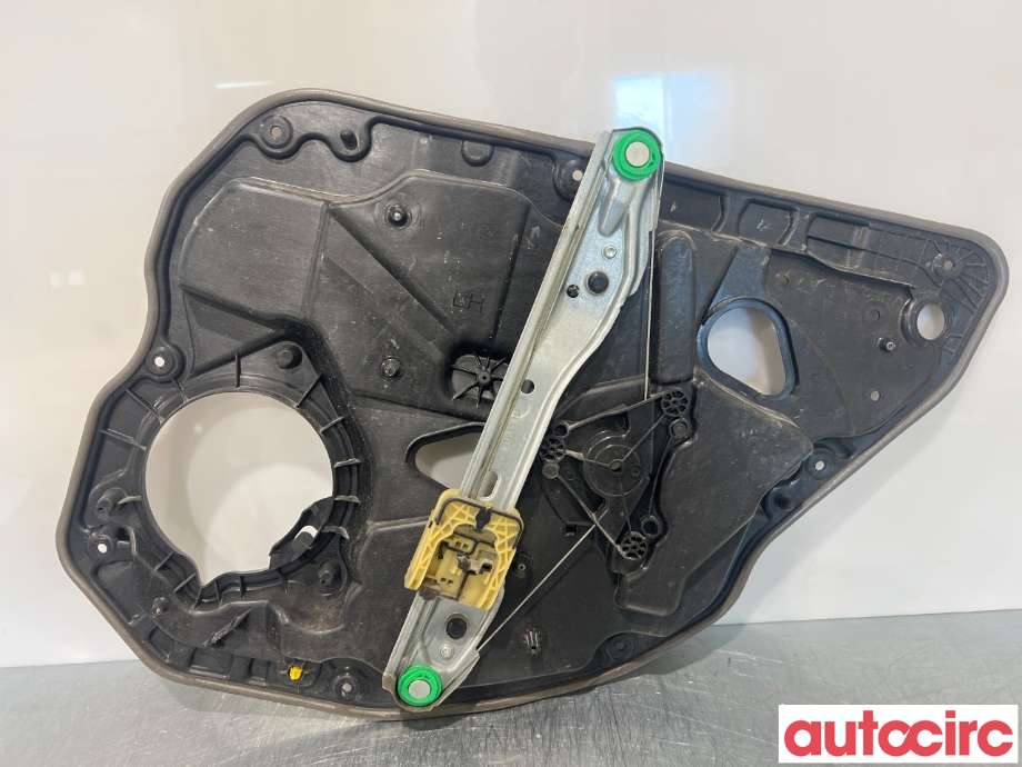 Ruteheis til Volvo V70 2007-2013 (Type III, Fase 1)  (VOLVO|31253474|)
