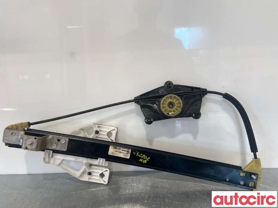 Ruteheis til Audi Q3, 2011-2014 (Type I, Fase 1)  (AUDI|8U0839462)