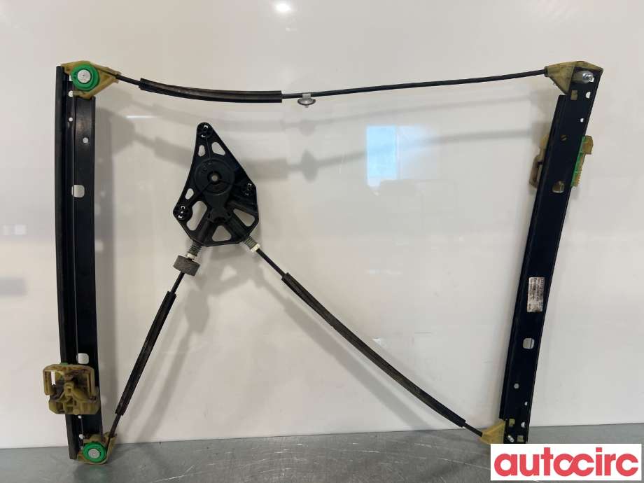 Ruteheis til Audi Q3 2011-2014 (Type I, Fase 1)  (AUDI|8U0837461|)