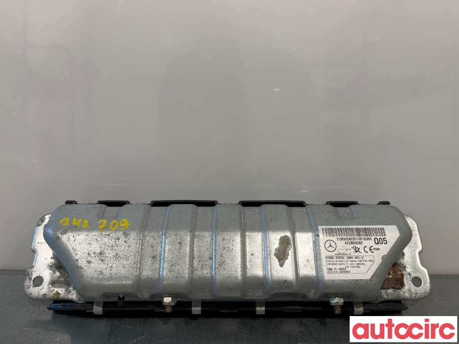 Airbag kne til Mercedes E-Klasse 2016-2023 (W213) (W213) (MERCEDES|A2138600302)