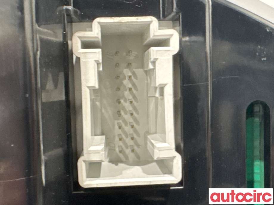 Instrumentpanel til Mercedes E-Klasse 2009-2013 (Fase 1) (W212) (W212) (MERCEDES|A2129005304|A2C53376530|A2129002210)
