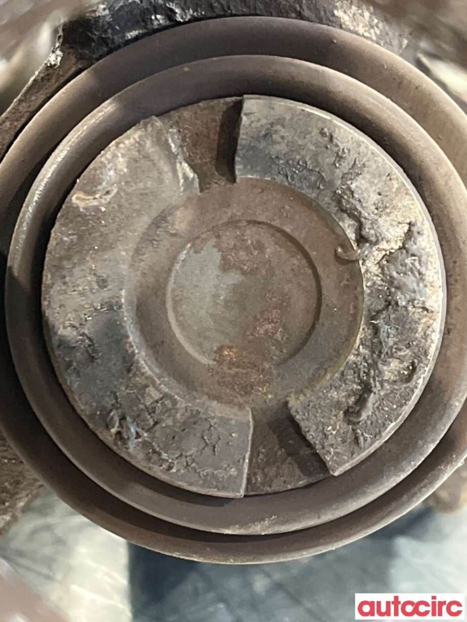 Bremsecaliper høyre bak til Audi A4 2004-2008 (Type III) (B7) (B7) (AUDI|8E0615424G|)