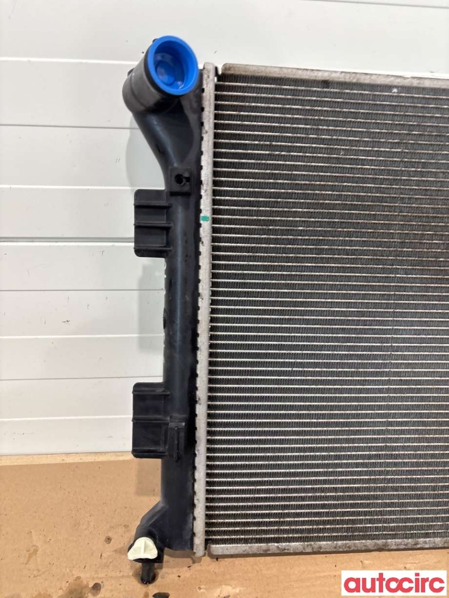 Radiator (manuell gir) til Kia Cee