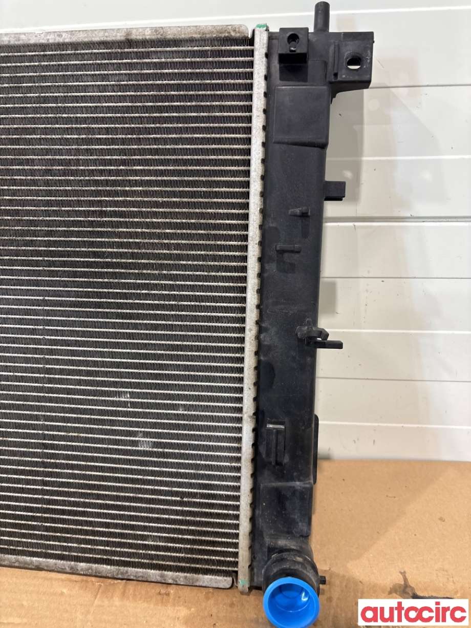 Radiator (manuell gir) til Kia Cee