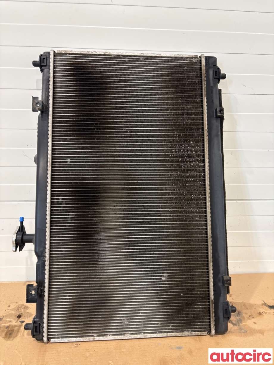 Radiator (automat gir) til Suzuki Vitara 2015-->> (Type IV) (SUZUKI|17700-54P10|)