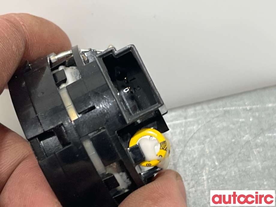 Bilstereo høyttaler til Opel Insignia A 2009-2014  (OPEL|13240950|)