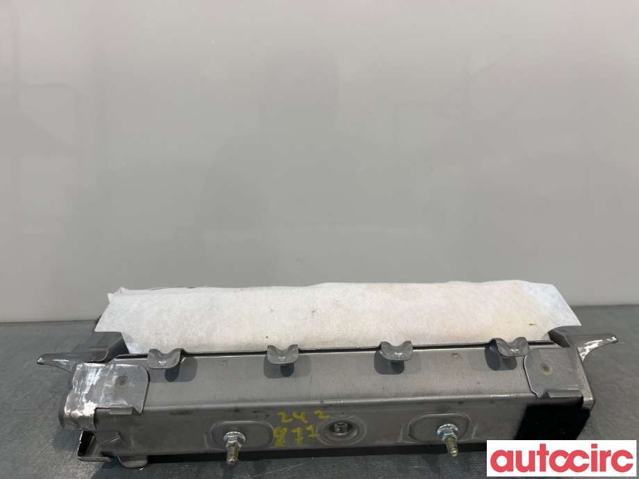 Airbag kne til Mitsubishi Outlander 2012-2015 (Type III, Fase 1)  (MITSUBISHI|7030A316XA|7030A-31651|)