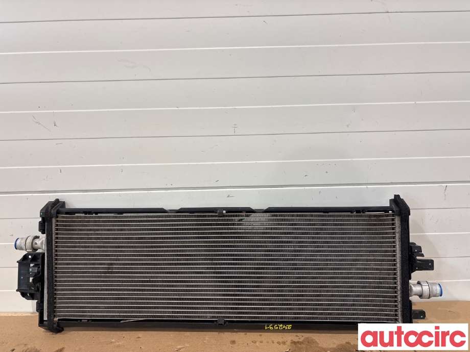 Radiator (automat gir) til Tesla Model 3, 2018-2023 (Fase 1)  (TESLA|1077082-00-C)