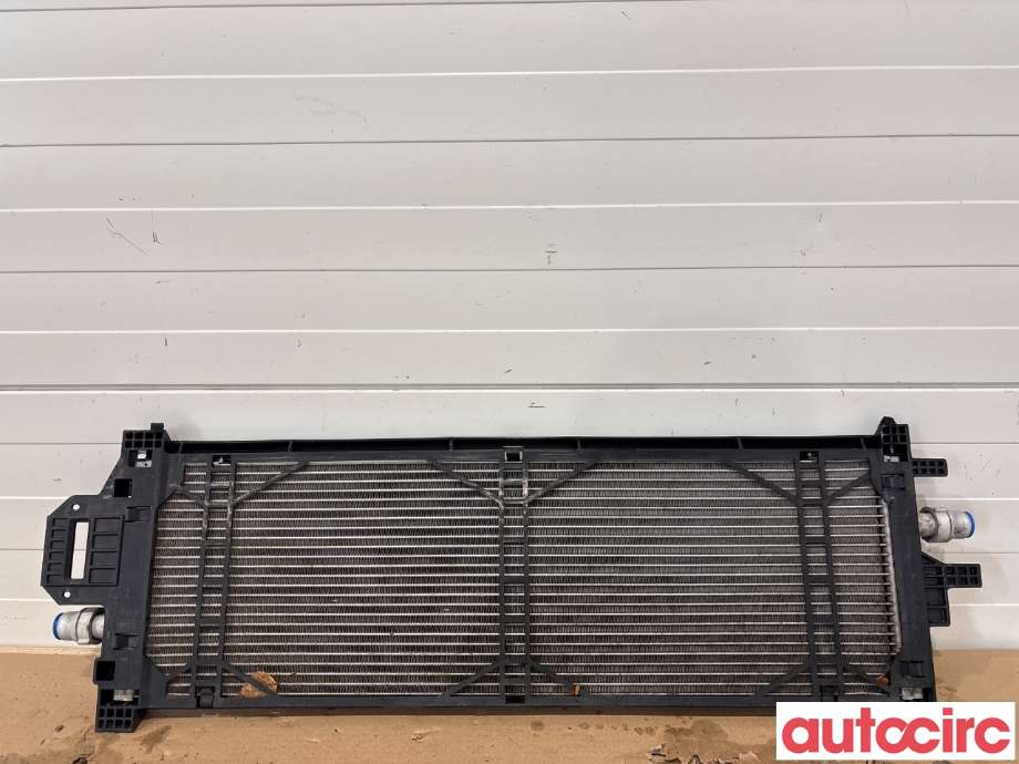 Radiator (automat gir) til Tesla Model 3 2018-2023 (Fase 1)  (TESLA|1077082-00-C|)