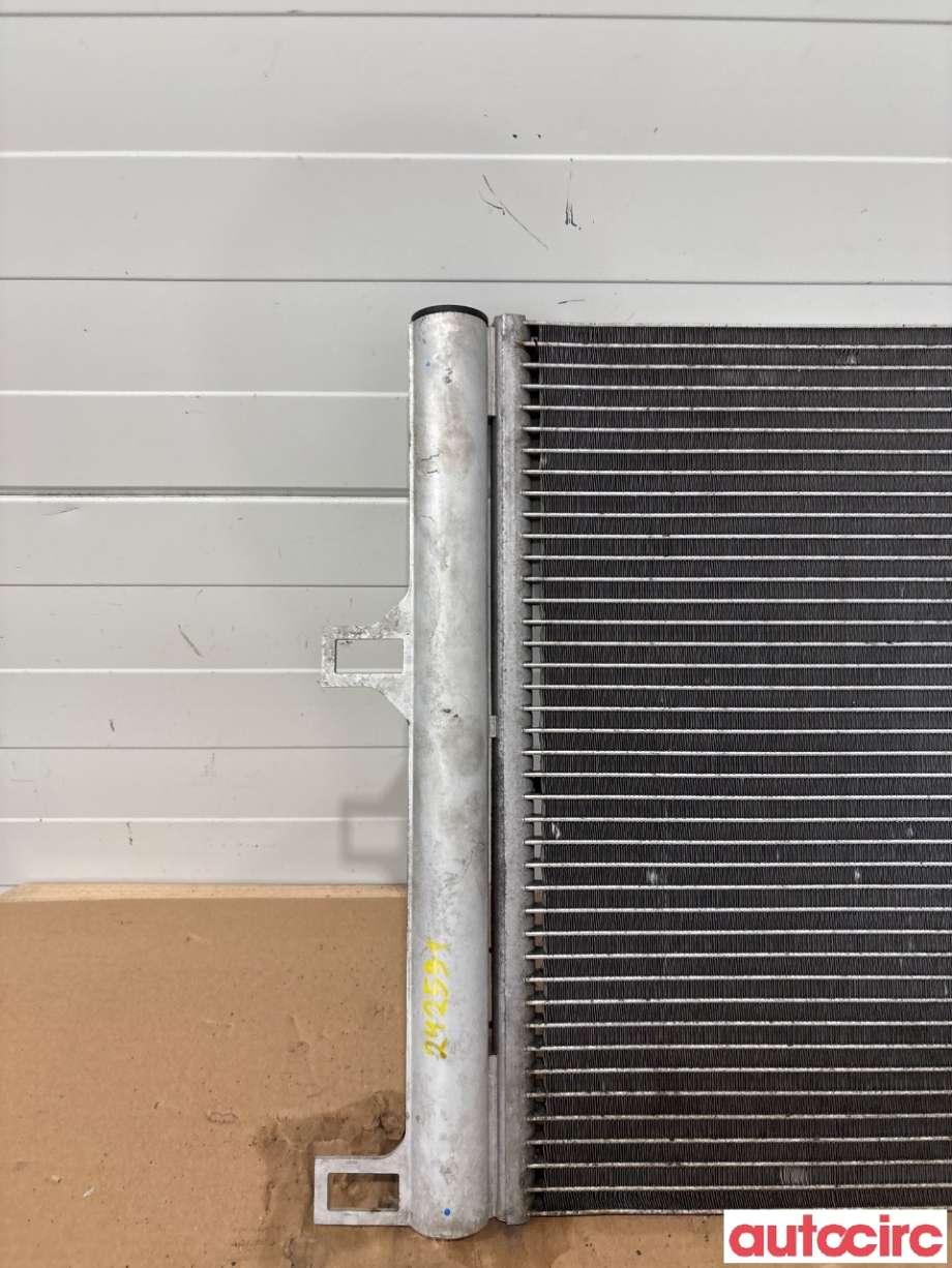 Aircondition radiator til Tesla Model 3 2018-2023 (Fase 1)  (TESLA|1077083-00-B|)