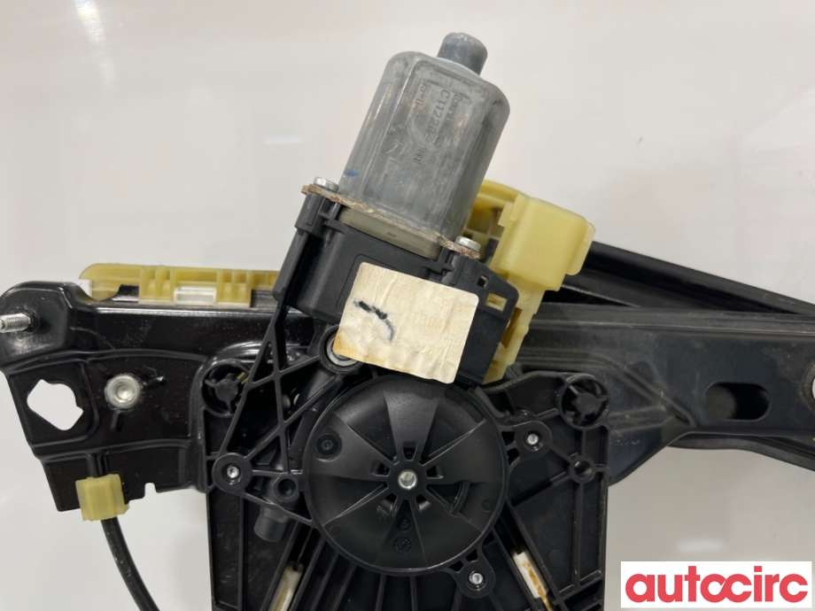 Ruteheis venstre foran til Ford Mondeo 2014-2019 (Type V, Fase 1)  (FORD|5197933|C09771-103|DS73-F23201-BD)