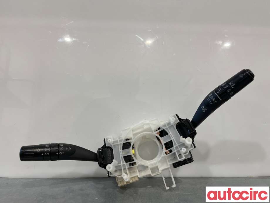 Bryter combi til Subaru Forester, 2008-2013 (Type III)  (SUBARU|83113FG010)