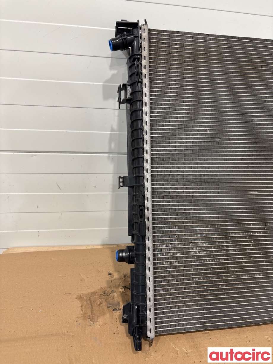 Radiator (automat gir) til BMW iX3 2021-->> (BMW|17119468695|)