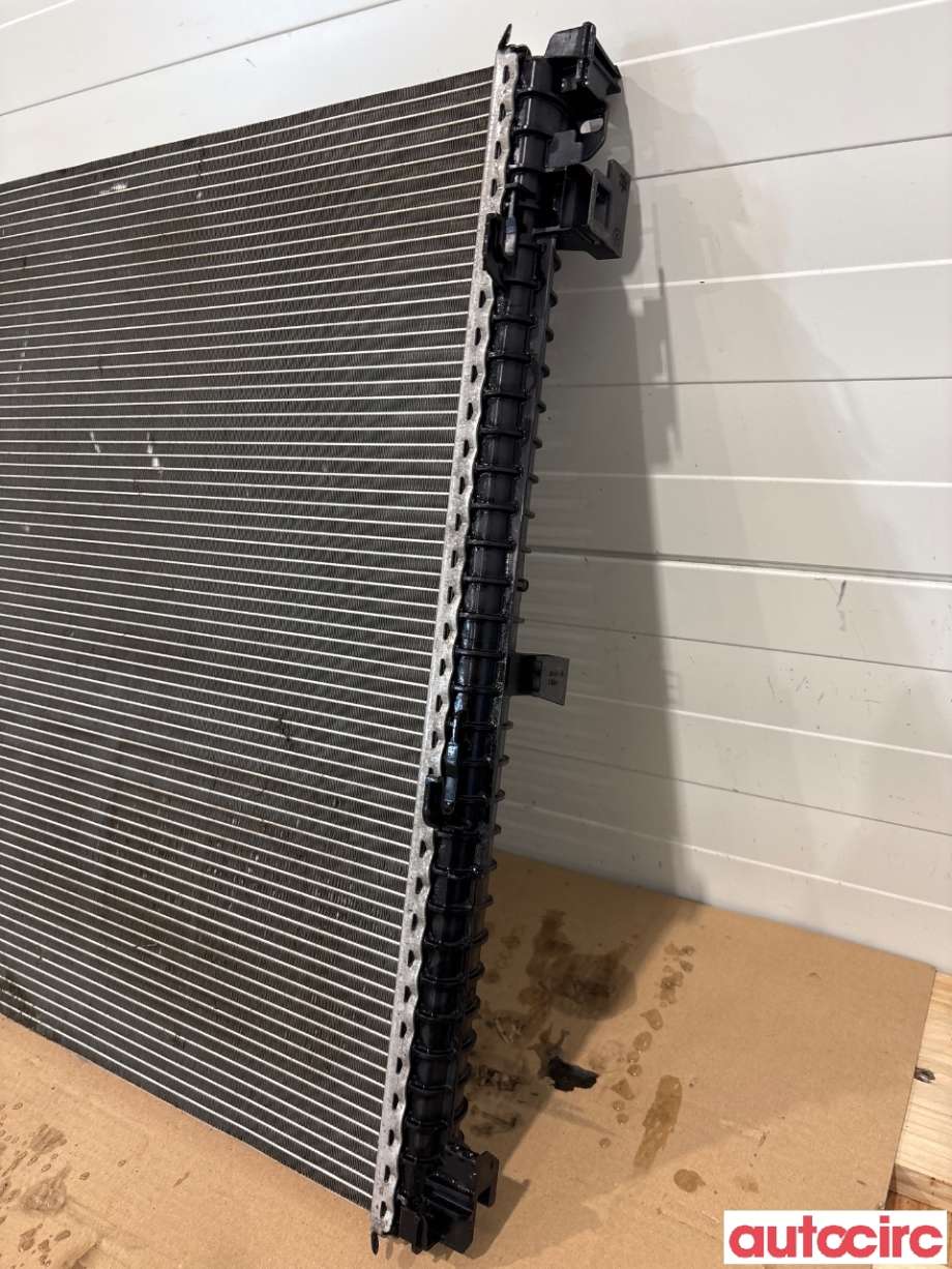 Radiator (automat gir) til BMW iX3 2021-->> (BMW|17119468695|)