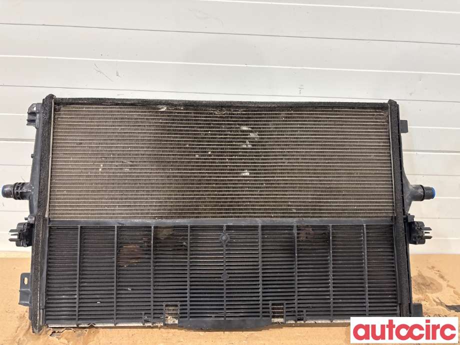 Radiator (automat gir) til Tesla Model Y 2021-2024 (Type I) (TESLA|1494175-00-B|)