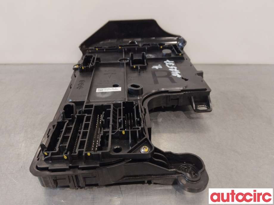 Styreenhet diverse til Tesla Model 3 2018-2023 (Fase 1)  (TESLA|1567454-00-B)