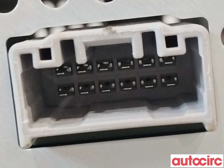 Bilstereo forsterker til Tesla Model Y 2021-2024 (Type I)  (TESLA|1507152-01-B)