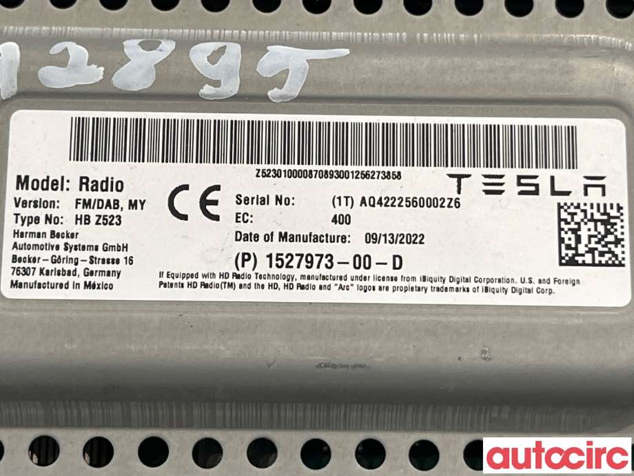 Antenne forsterker til Tesla Model Y 2021-2024 (Type I) (TESLA|1527973-00-D)