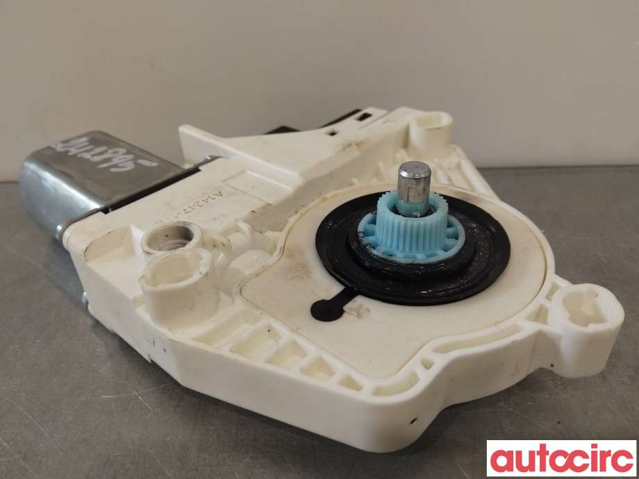 Ruteheis til Tesla Model Y 2021-2024 (Type I)  (TESLA|1634424-00-A|)