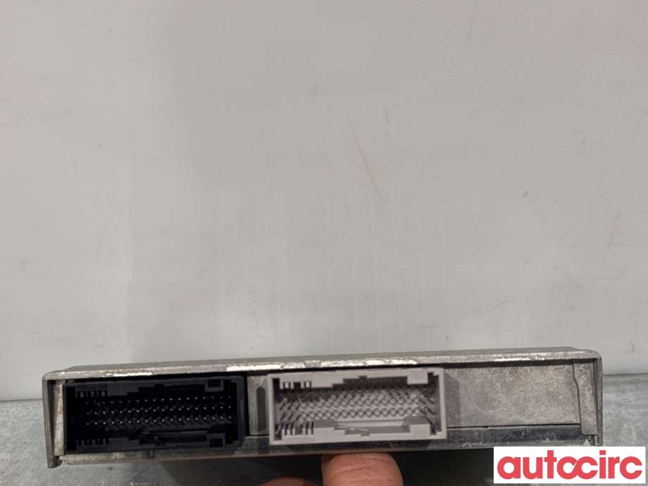 Diverse deler til Audi e-tron 2018-->>  (AUDI|4K1907468J|5DEP1EF02|4K1907468Q)
