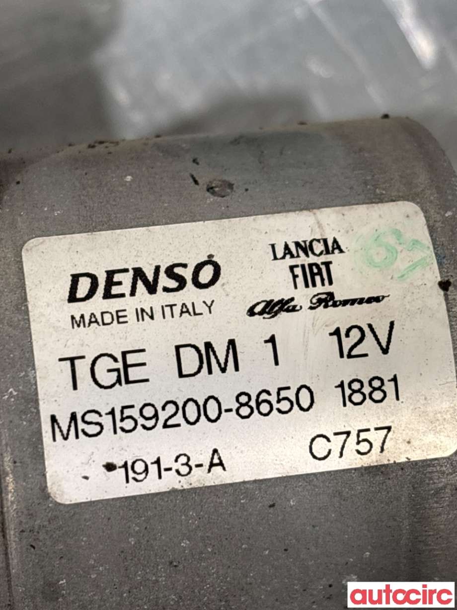 Viskermotor frontrute til Fiat 500 2008-2020  (FIAT|51787565|159200-8650|)