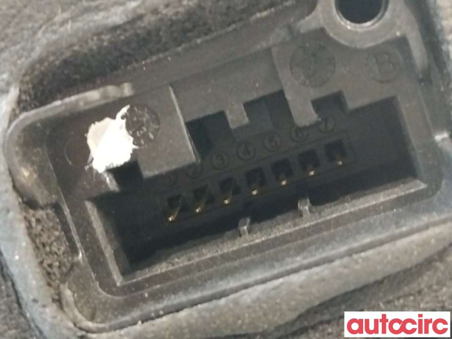 Låsekasse høyre bak til VW Polo 2009-2014 (Type V, Fase 1) (VOLKSWAGEN|6R4839016||6R0837350)