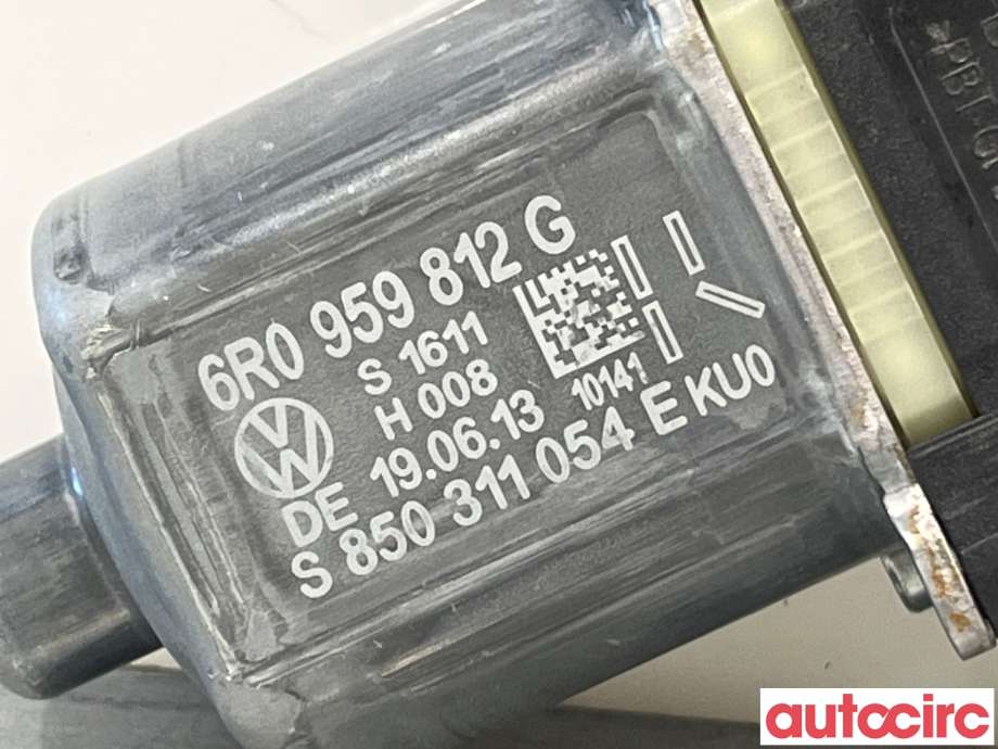 Ruteheis høyre bak til VW Polo 2009-2014 (Type V, Fase 1)  (VOLKSWAGEN|6R0959812N|6R0959812G)