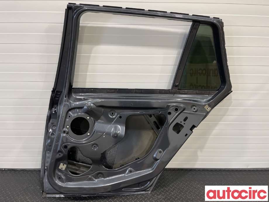 Dør høyre bak til BMW 3-Serie 2012-2018 (F30/F31/F34) (F30/F31/F34) (BMW|41009628766|41007298526)