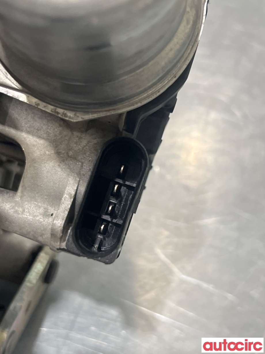 Viskermotor frontrute til Tesla Model Y 2021-2024 (Type I)  (TESLA|1628222-00-B|)