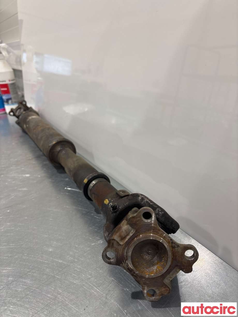 Mellomaksel fremre til Toyota Land Cruiser 100 1998-2007  (TOYOTA|3714035200|)