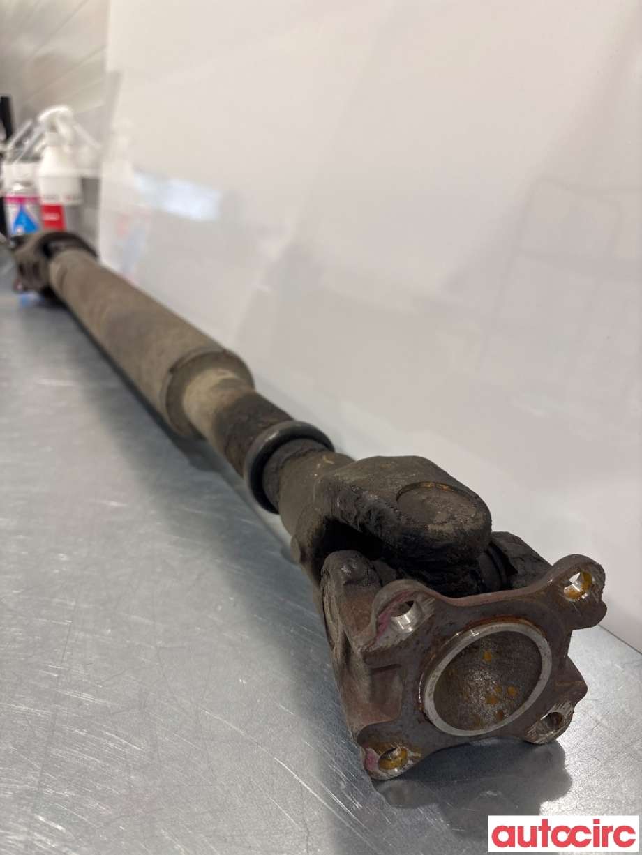 Mellomaksel bakre til Toyota Land Cruiser 100 1998-2007 (TOYOTA|3711060880|)
