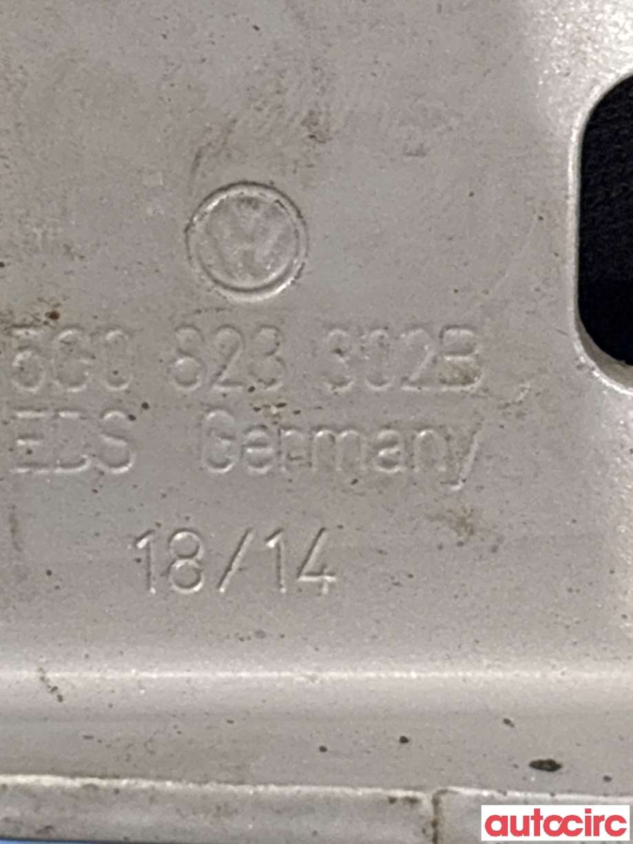 Panserhengsler til VW Golf VII 2012-2017 (Fase 1)  (VOLKSWAGEN|5G0823302B|)