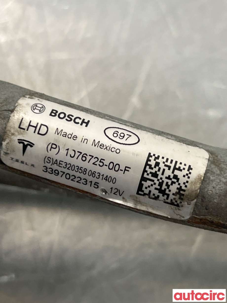 Viskermotor frontrute til Tesla Model 3 2018-2023 (Fase 1)  (TESLA|1076725-00-F|1397225054)