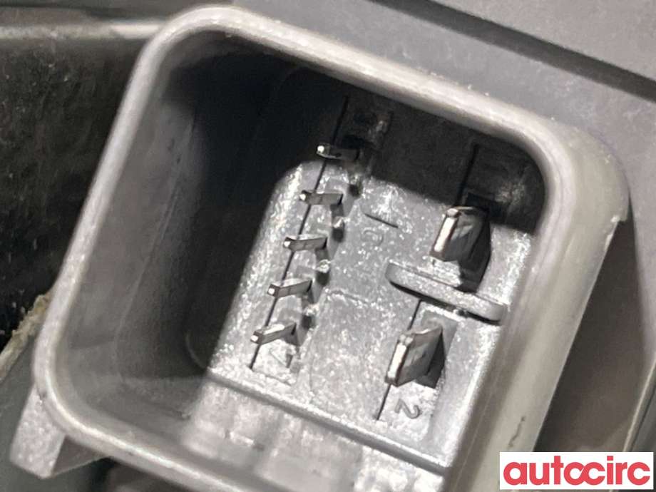 Ruteheis høyre foran til Opel Insignia A 2009-2014 (OPEL|20952751|9664361-104|20951582)