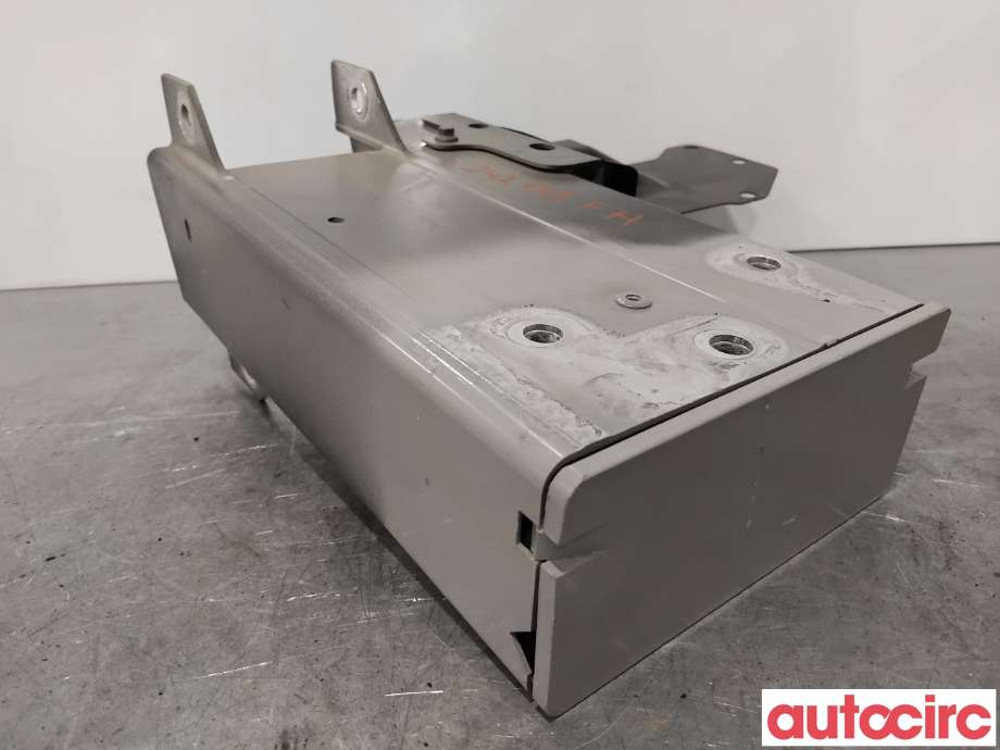 Diverse deler til Volvo XC90 2015-2025 (Type II)  (VOLVO|31448670||31448668)