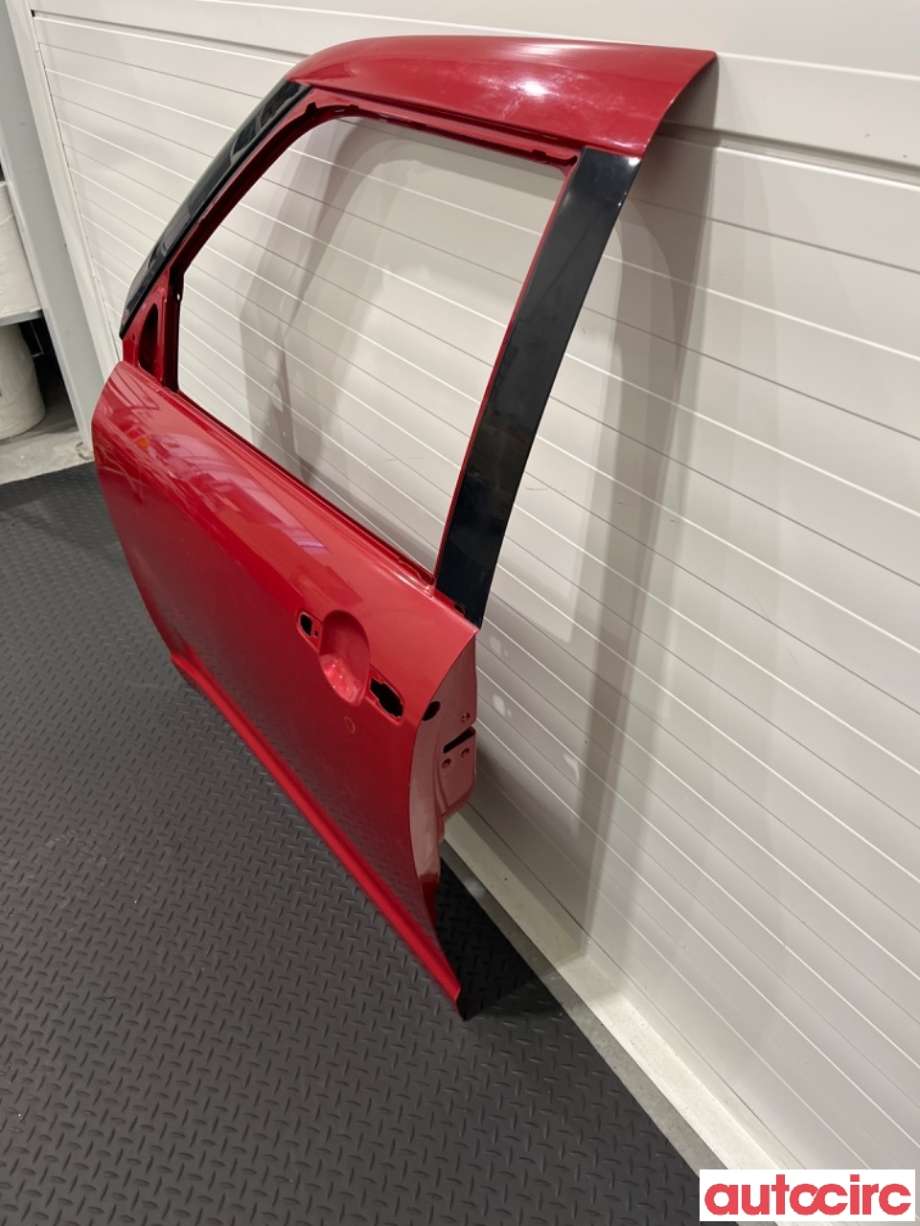 Dør venstre foran til Suzuki Swift 2005-2010  (SUZUKI|68002-63J01|)