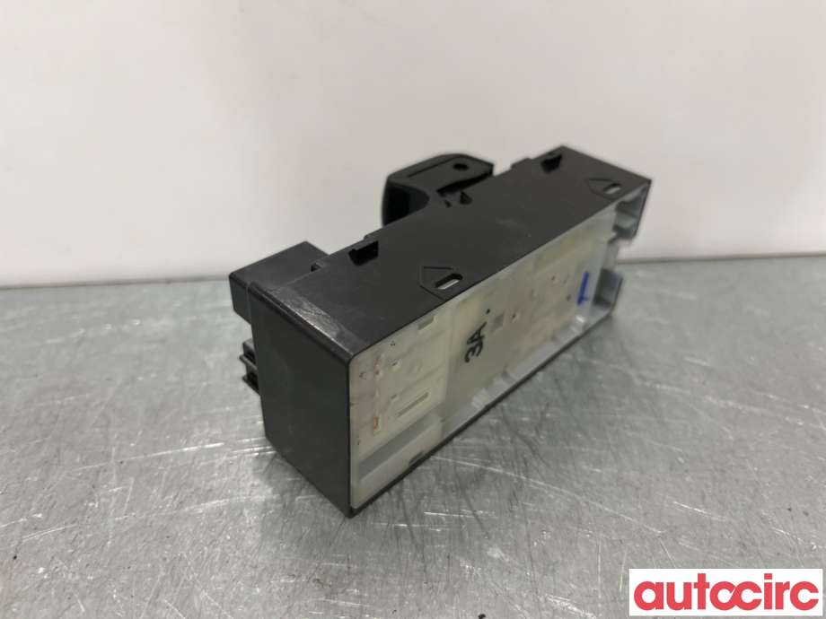 Bryter ruteheis til Nissan NV200 2010-2019  (NISSAN|25401JX30A|)
