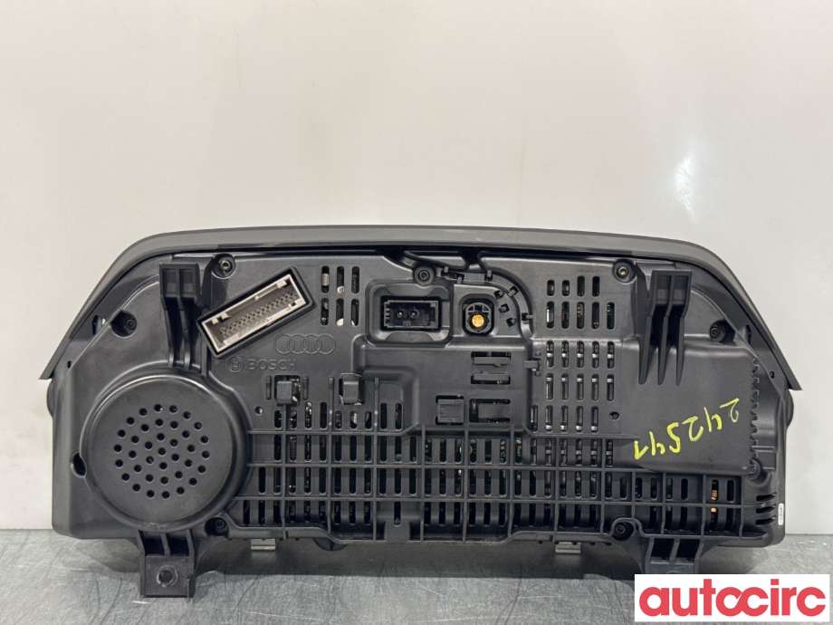 Instrumentpanel til Audi e-tron 2018-->>  (AUDI|4KE920795A|0263756020)