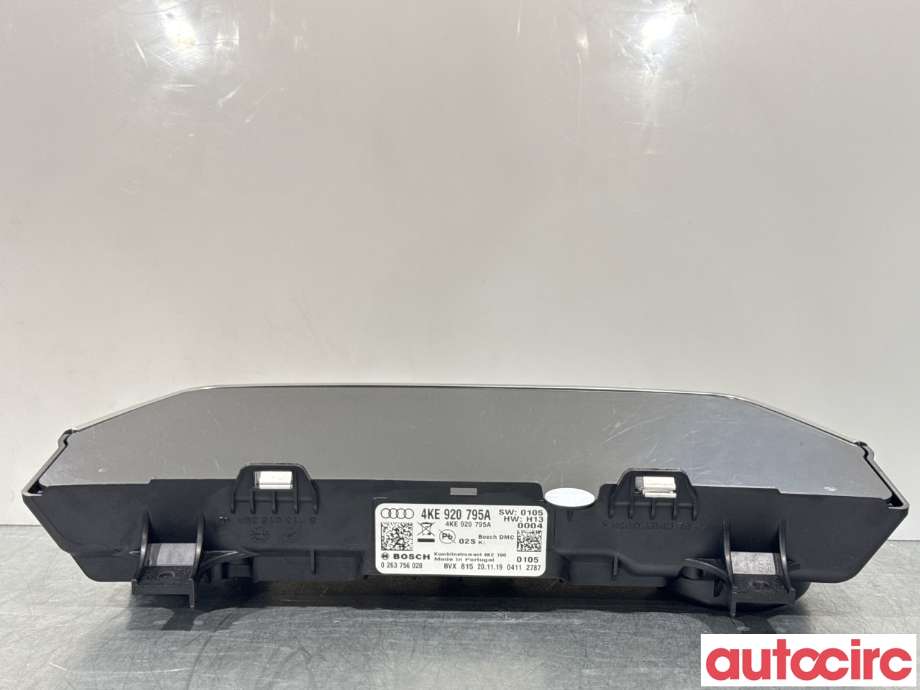 Instrumentpanel til Audi e-tron 2018-->>  (AUDI|4KE920795A|0263756020)