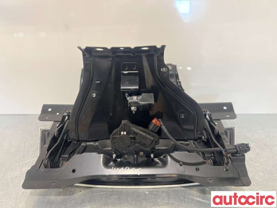 Batterilader inntak/luke til Nissan Leaf 2018-->> (Type II)  (NISSAN|657015SH9A|)